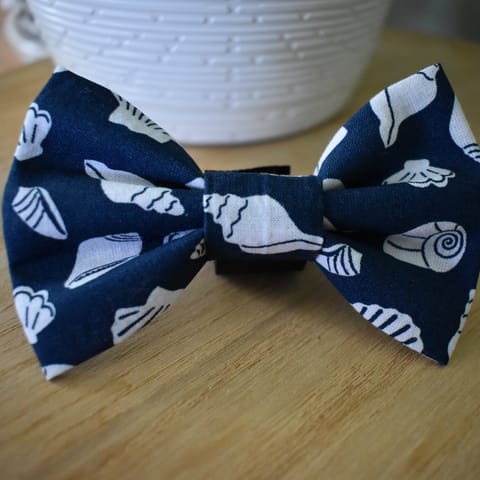 Sea Shell Dog Bow Tie